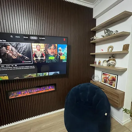 Lake Apartment Appartement Tirana