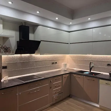 Lake Apartment Appartement *